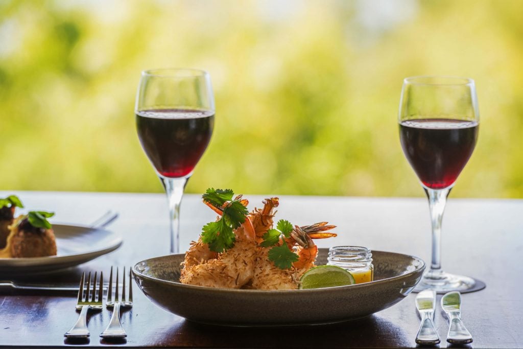 crumbed prawns and red wine