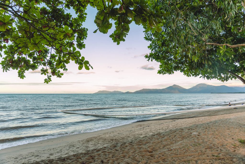 Holloways Beach