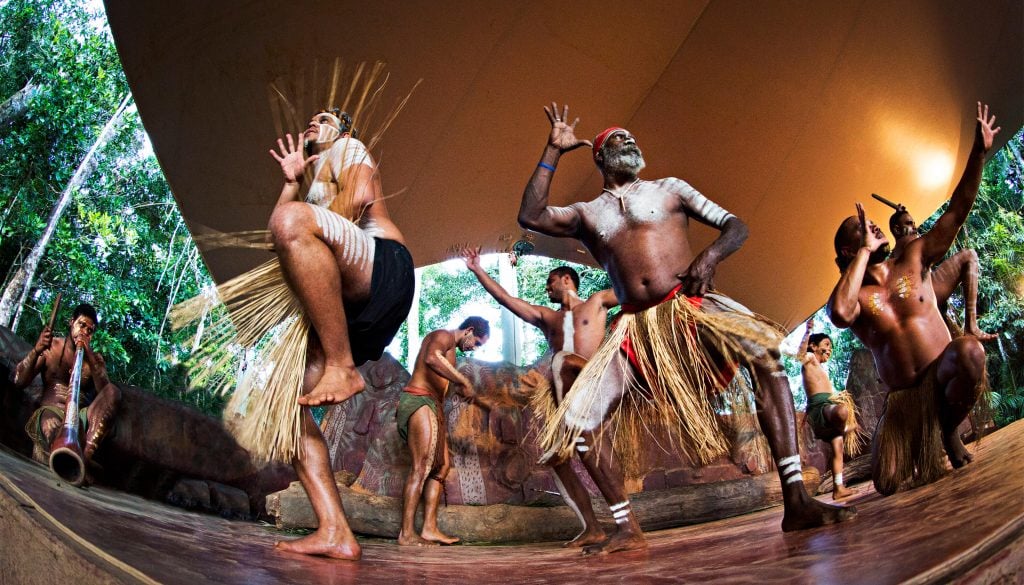 Pamagirri dancers at Rainforestation in kuranda