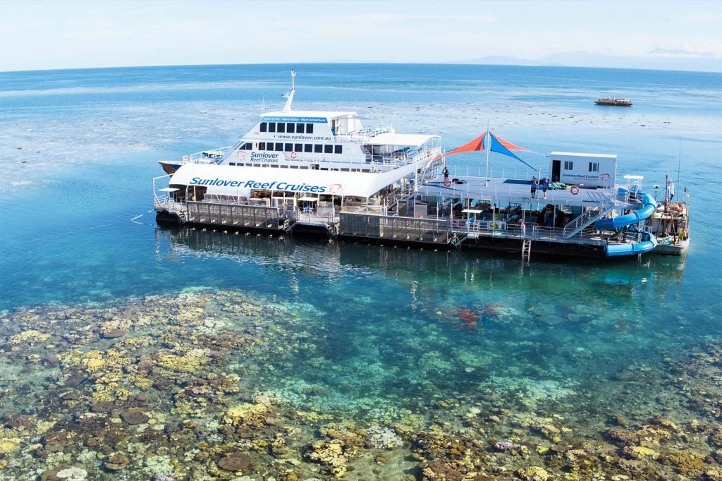 Sunlover Moore Reef Pontoon