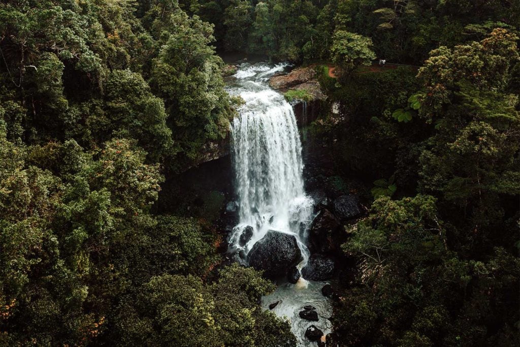 aerial of zillie falls