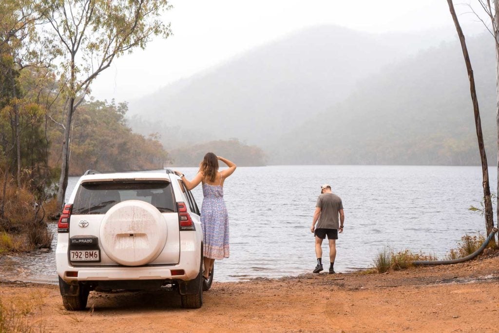 couple with 4wd at jumna dam