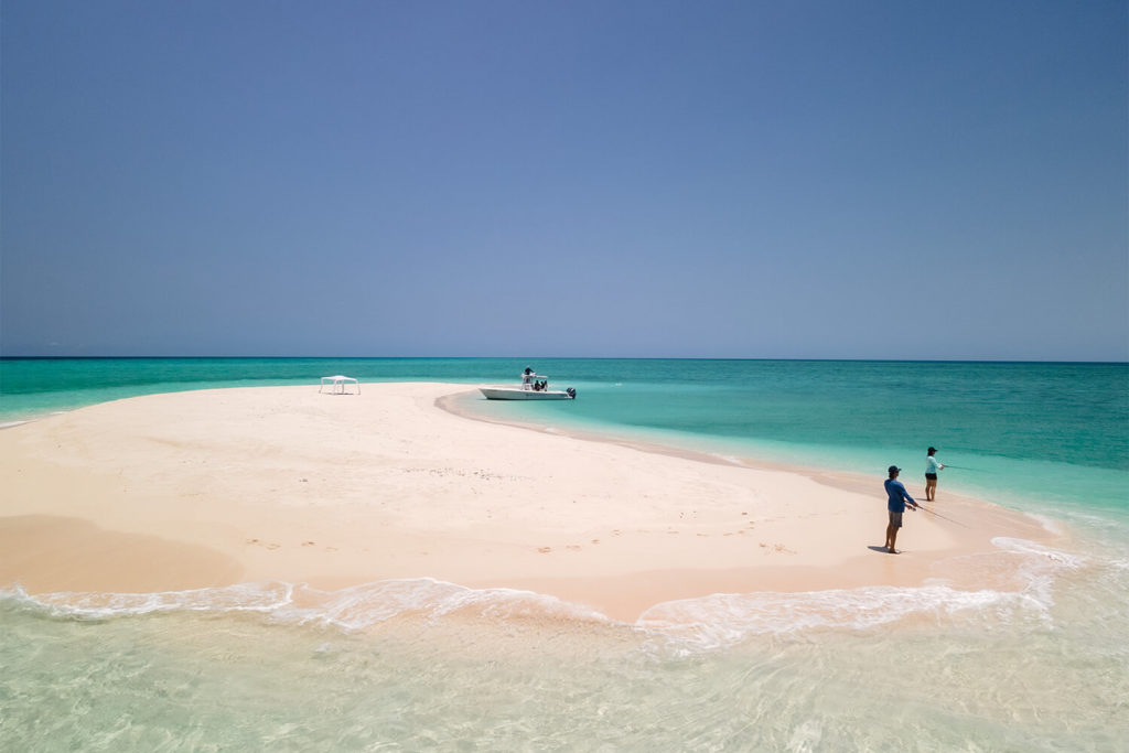 Fishing from sand cay on East Coast Angling fishing charter