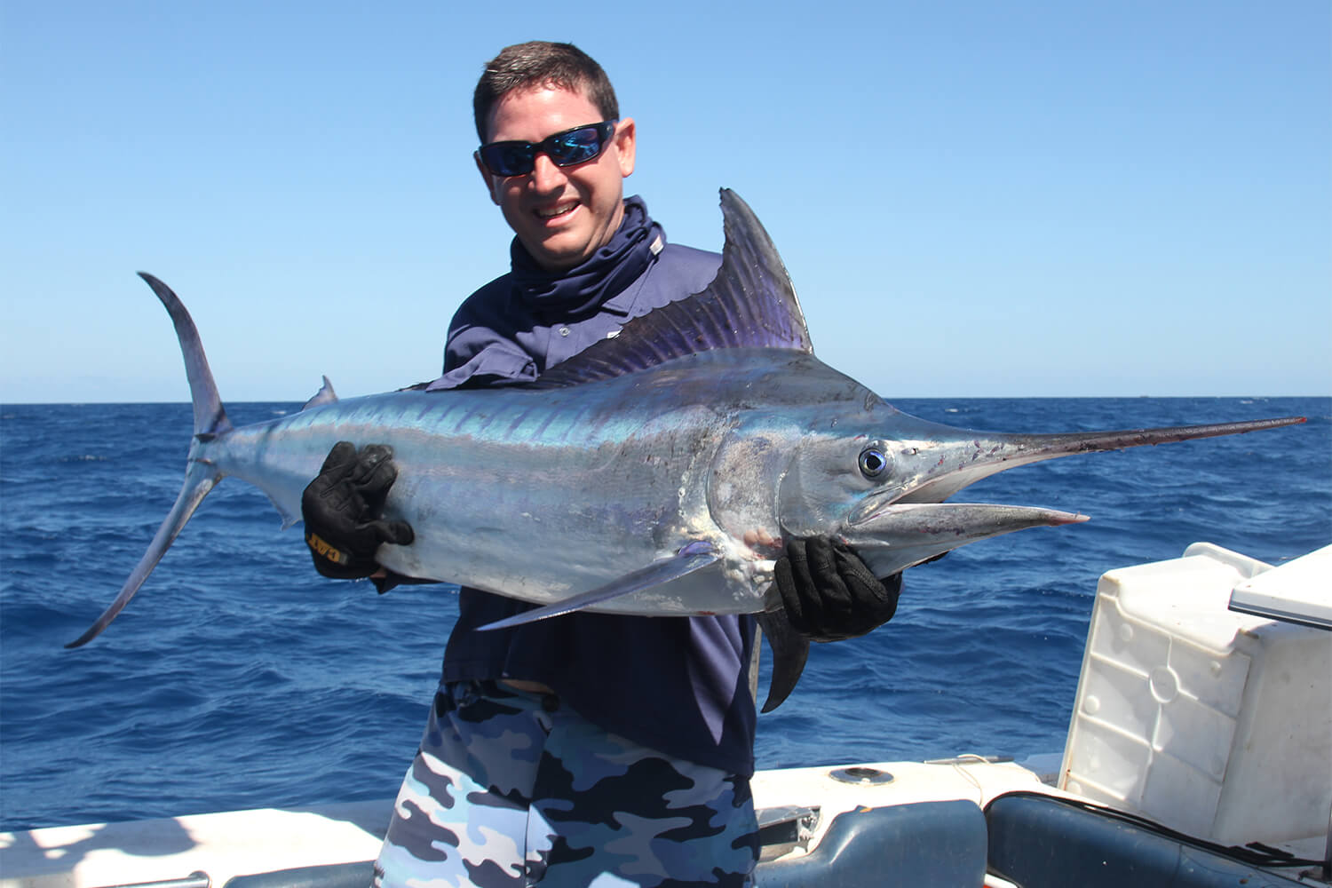 fishing tours in cairns