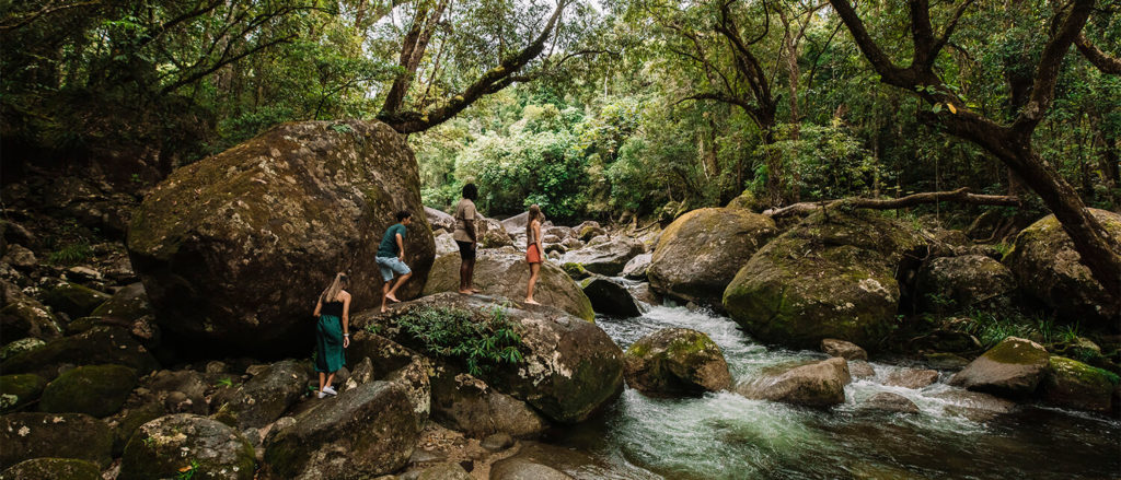 how to explore iconic landscapes with traditional custodians