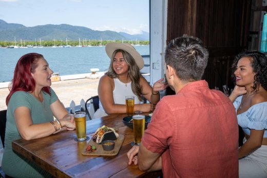 lunch at hemmingways brewery cairns